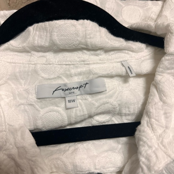 Foxcroft White Relaxed Notched Collar Blouse - Picture 4 of 5